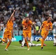 赫塔菲内切射门破门，帮助球队领先的简单介绍